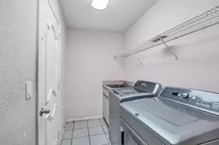 8016 West Dr, Wesley Chapel, FL 33544 - Photo 14