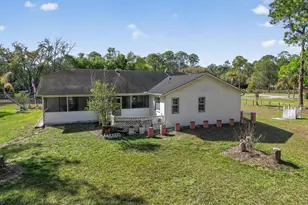 8016 West Dr, Wesley Chapel, FL 33544 - Photo 6