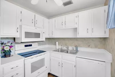 18 Vista Gardens Trail, Vero Beach, FL 32962 - Photo 6