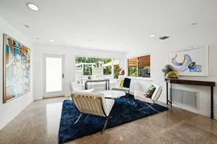 349 NE 29th St, Wilton Manors, FL 33334 - Photo 10