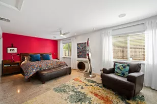 349 NE 29th St, Wilton Manors, FL 33334 - Photo 16