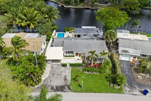 349 NE 29th St, Wilton Manors, FL 33334 - Photo 8