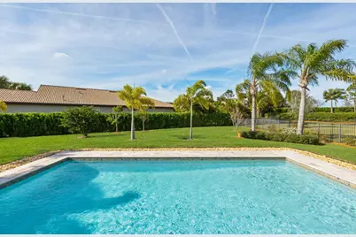 239 SE Courances Drive, Port Saint Lucie, FL 34984 - Photo 8