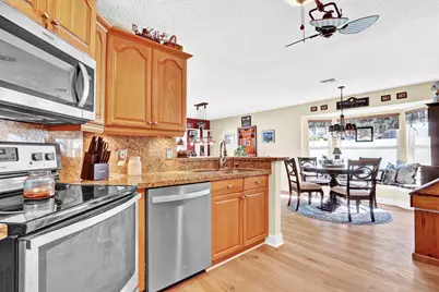 8781 Sand Lake Court, Lake Worth, FL 33467 - Photo 14