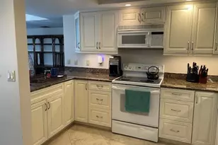 1660 Twelve Oaks Way 105 W/50 Ft Dock, North Palm Beach, FL 33408 - Photo 8