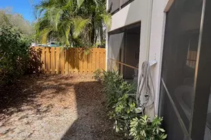 1660 Twelve Oaks Way 105 W/50 Ft Dock, North Palm Beach, FL 33408 - Photo 20