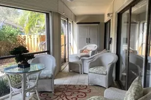 1660 Twelve Oaks Way 105 W/50 Ft Dock, North Palm Beach, FL 33408 - Photo 14