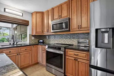 6720 SW 7th Street, Margate, FL 33068 - Photo 18