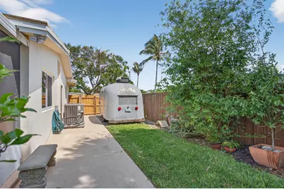 6720 SW 7th Street, Margate, FL 33068 - Photo 12