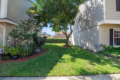 12212 NW 36th Place, Sunrise, FL 33323 - Photo 6