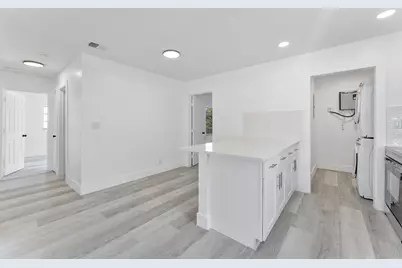 424 NW 2nd Terrace, Deerfield Beach, FL 33441 - Photo 4