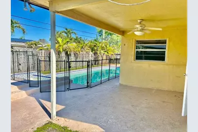 2505 NW 105th Lane, Sunrise, FL 33322 - Photo 18