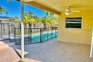 2505 NW 105th Ln, Sunrise, FL 33322 - Photo 18