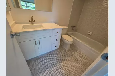 3400 NW 48th Avenue #512, Lauderdale Lakes, FL 33319 - Photo 14