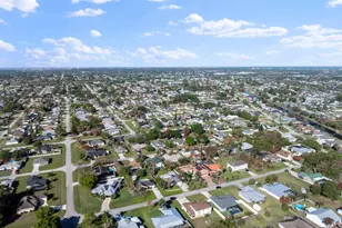 1672 SW Schleicher Ln, Port Saint Lucie, FL 34984 - Photo 40