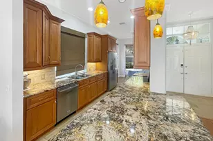 2913 SW Brighton Way, Palm City, FL 34990 - Photo 4
