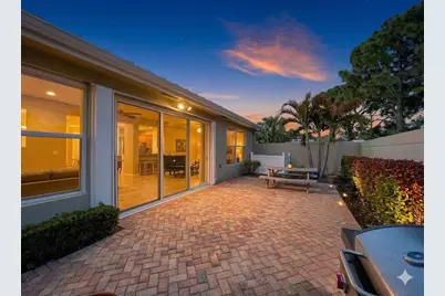 2913 SW Brighton Way, Palm City, FL 34990 - Photo 2