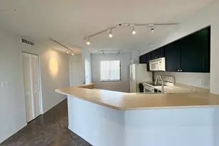 2205 S Cypress Bend Dr, Pompano Beach, FL 33069 - Photo 6