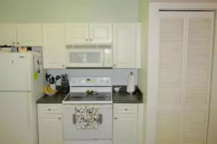 2308 57th Cir, Vero Beach, FL 32966 - Photo 6