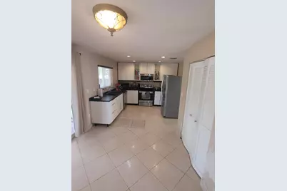 8448 NW 196th Terrace, Hialeah, FL 33015 - Photo 8