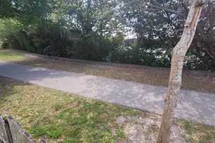 8448 NW 196th Terrace, Hialeah, FL 33015 - Photo 46