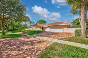 7691 Estrella Cir, Boca Raton, FL 33433 - Photo 2