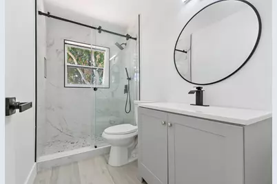 425 Greenbriar Drive, Lake Park, FL 33403 - Photo 20