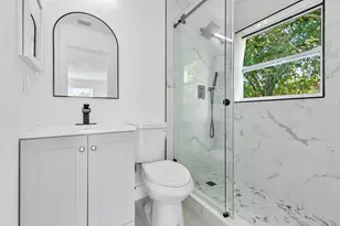 425 Greenbriar Dr, Lake Park, FL 33403 - Photo 16