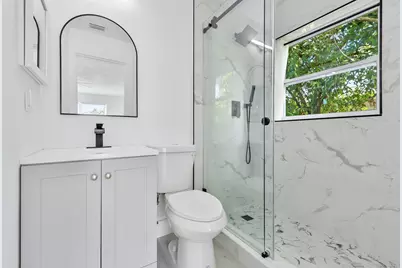 425 Greenbriar Drive, Lake Park, FL 33403 - Photo 16