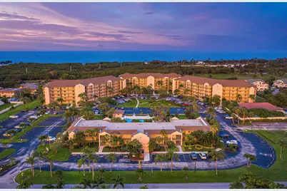 275 Palm Avenue #C402, Jupiter, FL 33477 - Photo 2