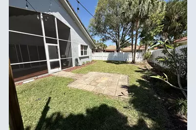 6343 Grand Cypress Circle, Lake Worth, FL 33463 - Photo 16