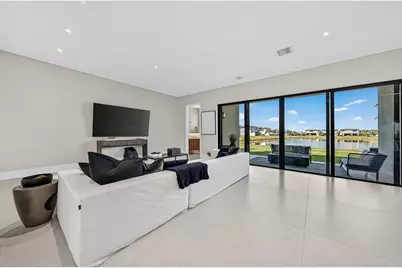 9370 Sunflower Meadow Road, Boca Raton, FL 33434 - Photo 12