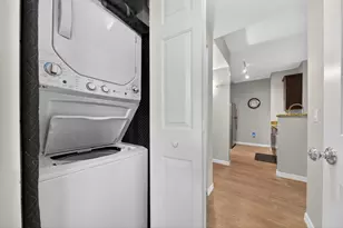 2401 NE 65th St, Fort Lauderdale, FL 33308 - Photo 10