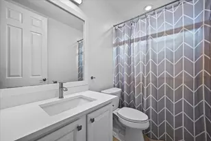 653 Castle Dr, Palm Beach Gardens, FL 33410 - Photo 26