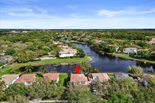 653 Castle Dr, Palm Beach Gardens, FL 33410 - Photo 32