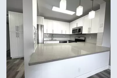 700 Village Green Court #319, Palm Springs, FL 33461 - Photo 6