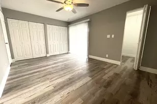 700 Village Green Ct, Palm Springs, FL 33461 - Photo 2
