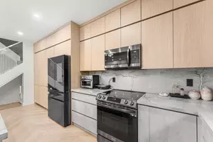 11338 NW 33rd St, Sunrise, FL 33323 - Photo 6