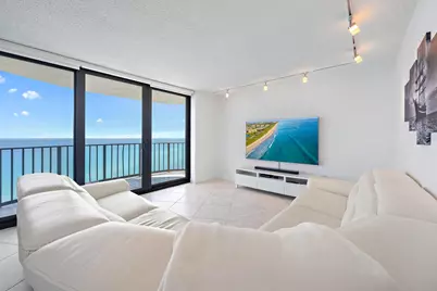 5420 N Ocean Drive #Ph2, Riviera Beach, FL 33404 - Photo 4