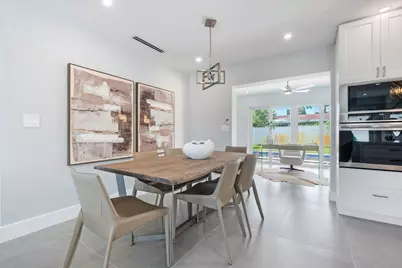 324 NE 28th Street, Wilton Manors, FL 33334 - Photo 12