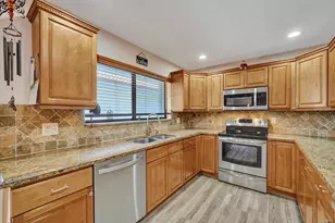 9355 NW 18th Dr, Plantation, FL 33322 - Photo 10
