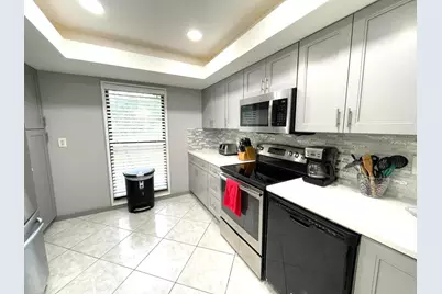 1714 Consulate Place #101, West Palm Beach, FL 33401 - Photo 4