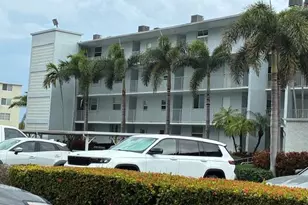 689 NE 6th Ct, Boynton Beach, FL 33435 - Photo 28