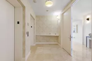 20201 E Country Club Dr, Aventura, FL 33180 - Photo 16