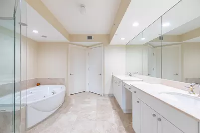 20201 E Country Club Drive #706, Aventura, FL 33180 - Photo 24