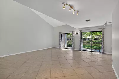 660 Deer Creek Edgewater Drive, Deerfield Beach, FL 33442 - Photo 6