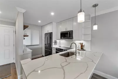 4230 Deste Court #305, Lake Worth, FL 33467 - Photo 2