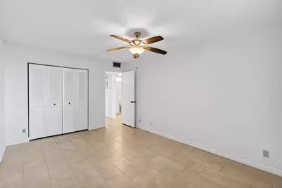 1017 Cornwall A, Boca Raton, FL 33434 - Photo 30