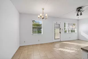 1017 Cornwall A, Boca Raton, FL 33434 - Photo 22