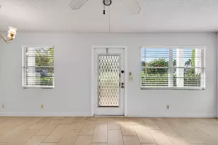 1017 Cornwall A, Boca Raton, FL 33434 - Photo 8